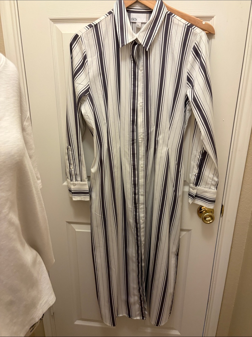 Nordstrom Long-Sleeve Vertical Stripe Shirt Dress in White and Black A150